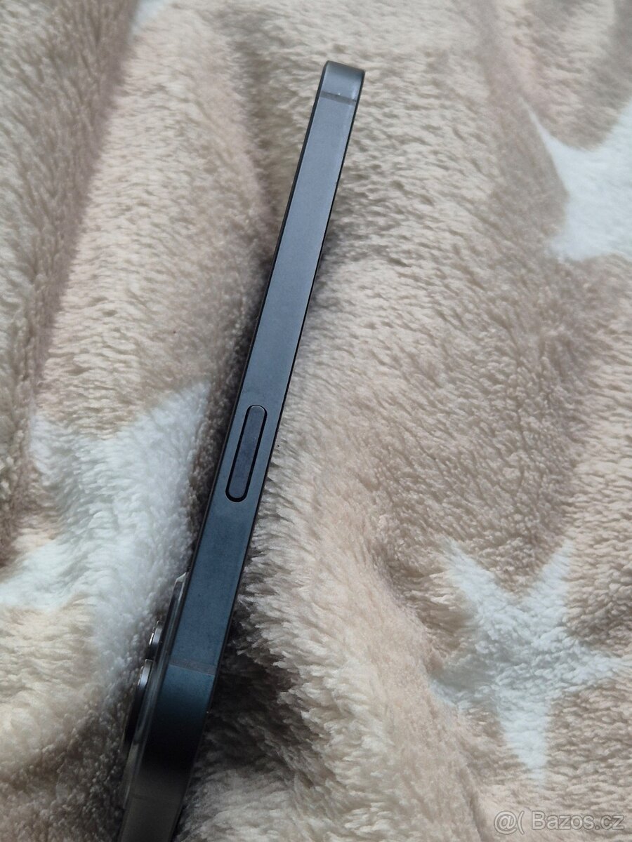 iPhone 14 128gb stav baterie 100% - 11
