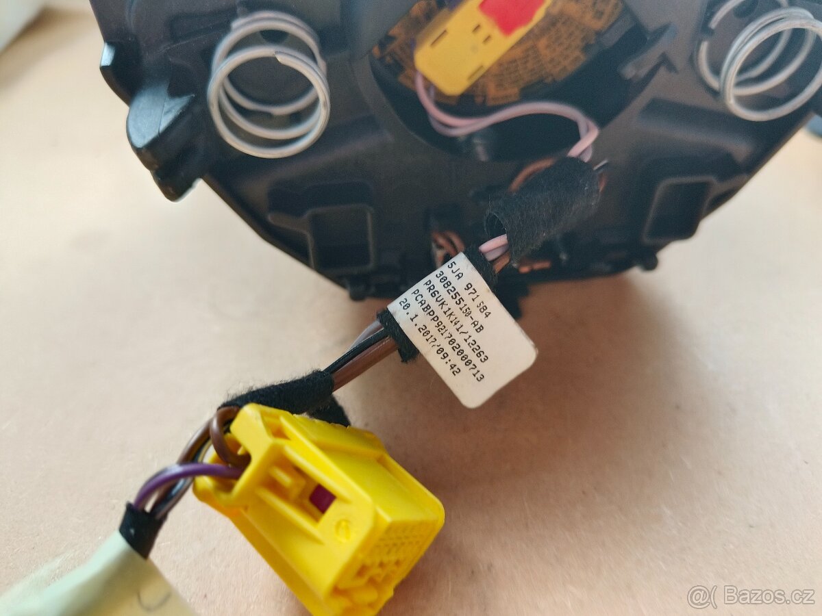 Řidičův airbag Škoda do volantu 2012 výše - 11