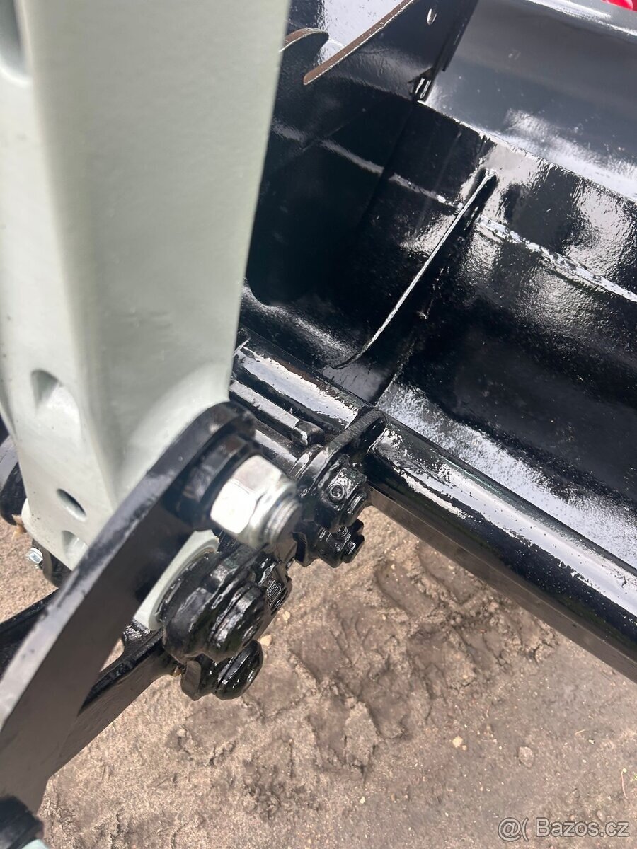 Takeuchi tb216 rok 2018 - 11