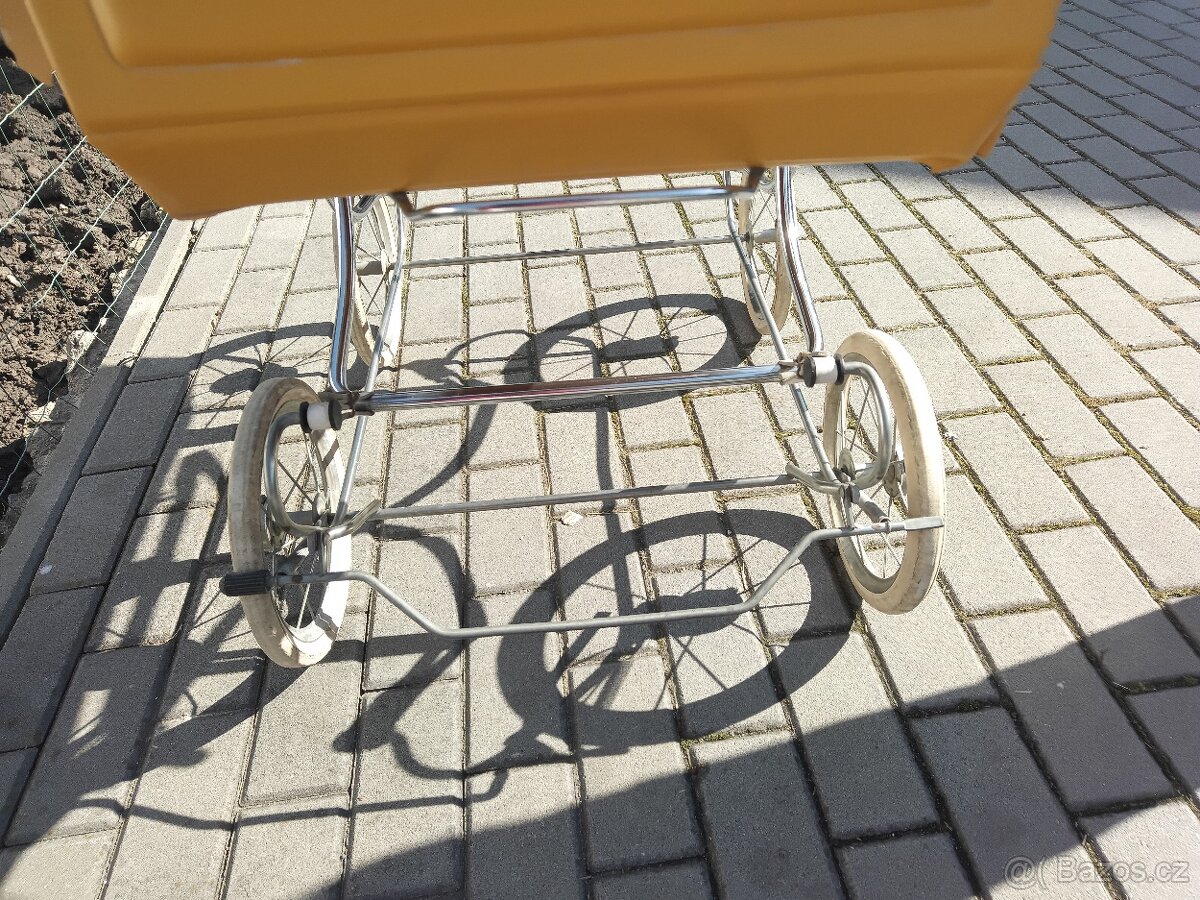 KOČÁREK pro dítě - 11