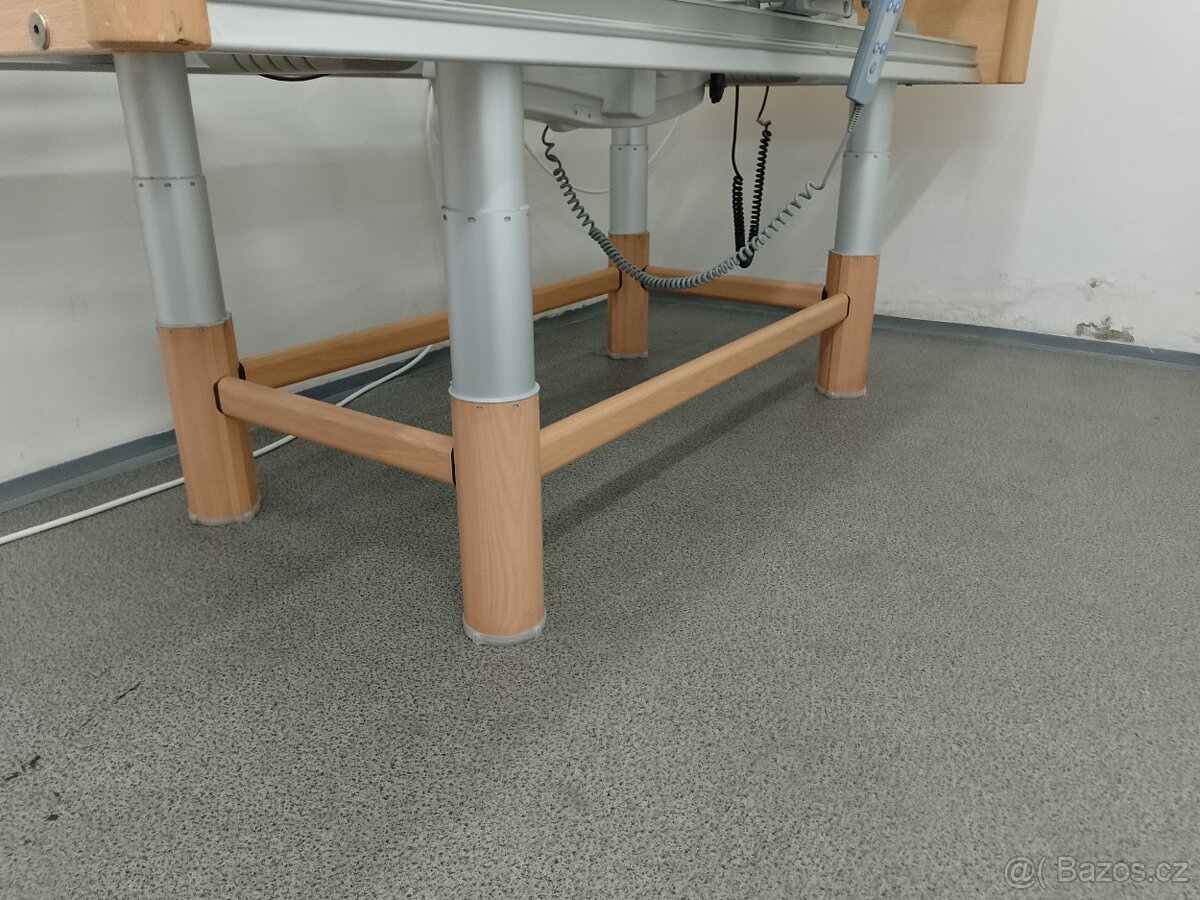 Elektrická polohovací postel Völker, TOP STAV - 11