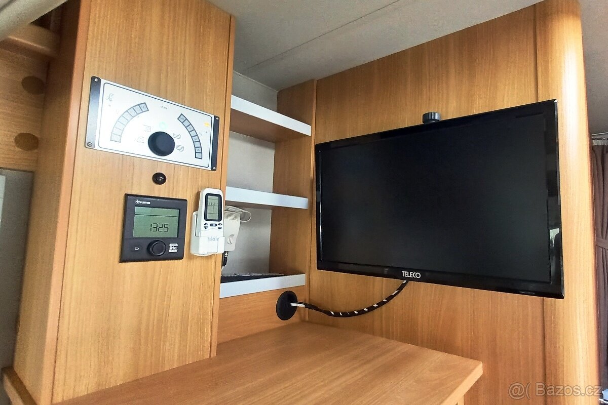 KNAUS Orange Camp T740 Exclusive – automat - 11