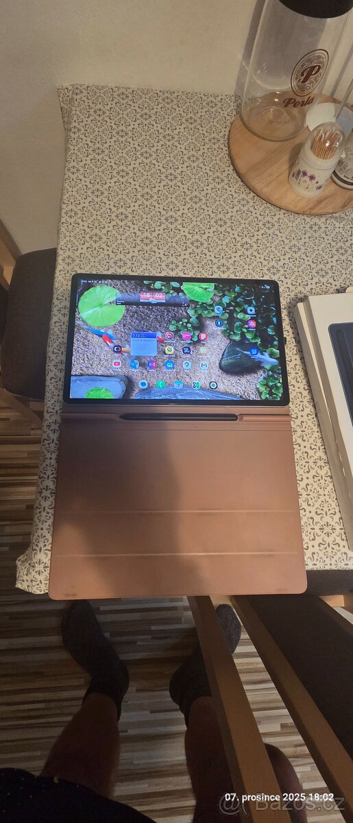 Samsung Galaxy TAB S8+ 5G s příslušenstvím - 11
