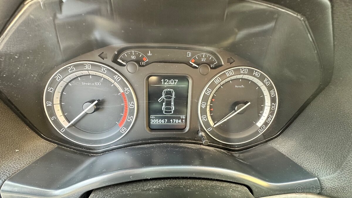 Škoda Octavia RS 2.0TDI - 11