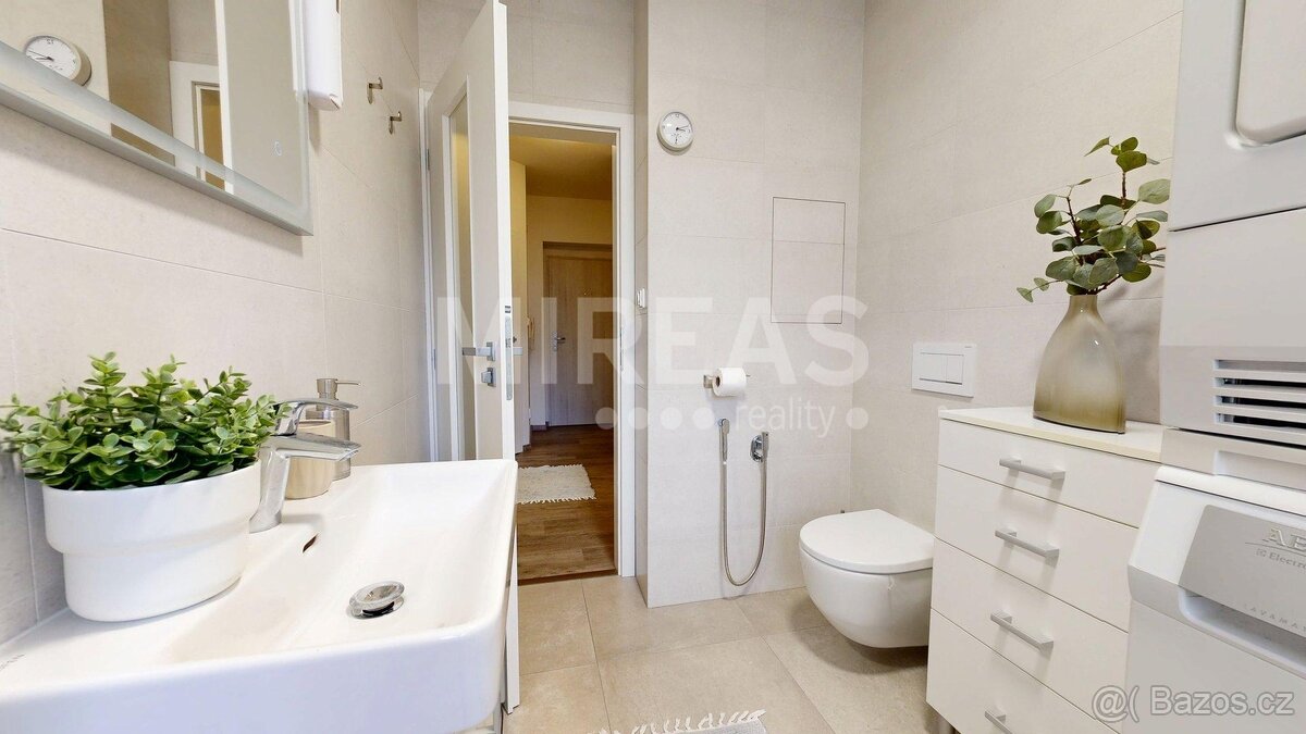 Milovice, prodej bytu 1+1 OV o výměře 42 m2 okr. Nymburk. - 11