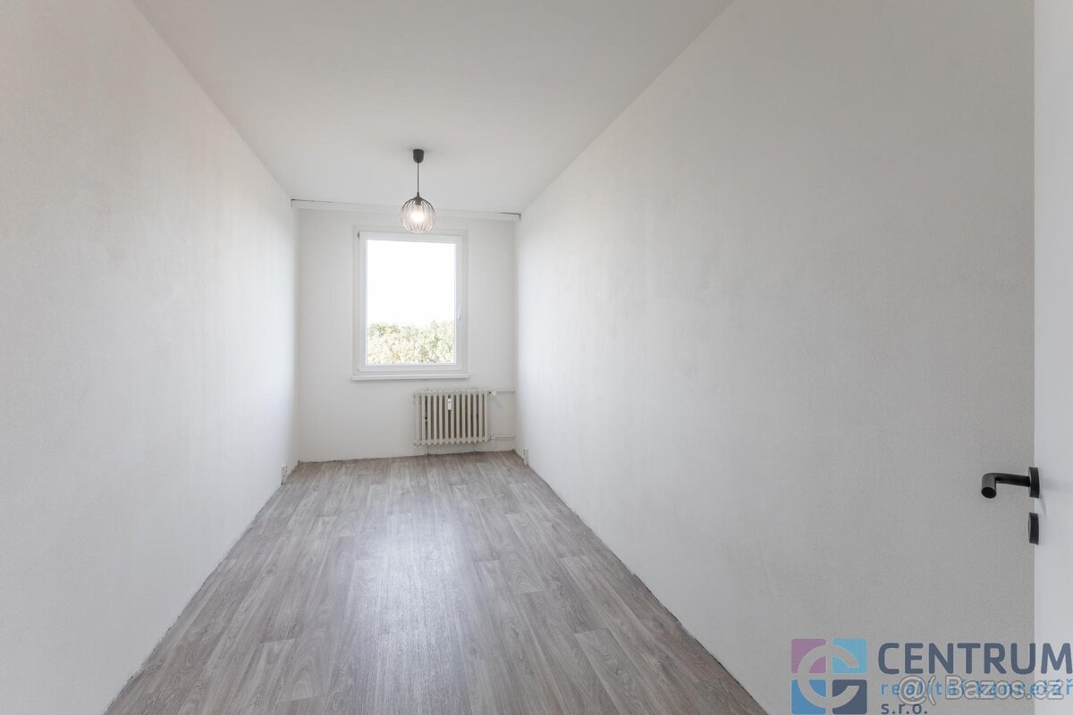 Podnájem nově zrekonstruovaného bytu 4+1, 85 m Hekrova, Pra - 11