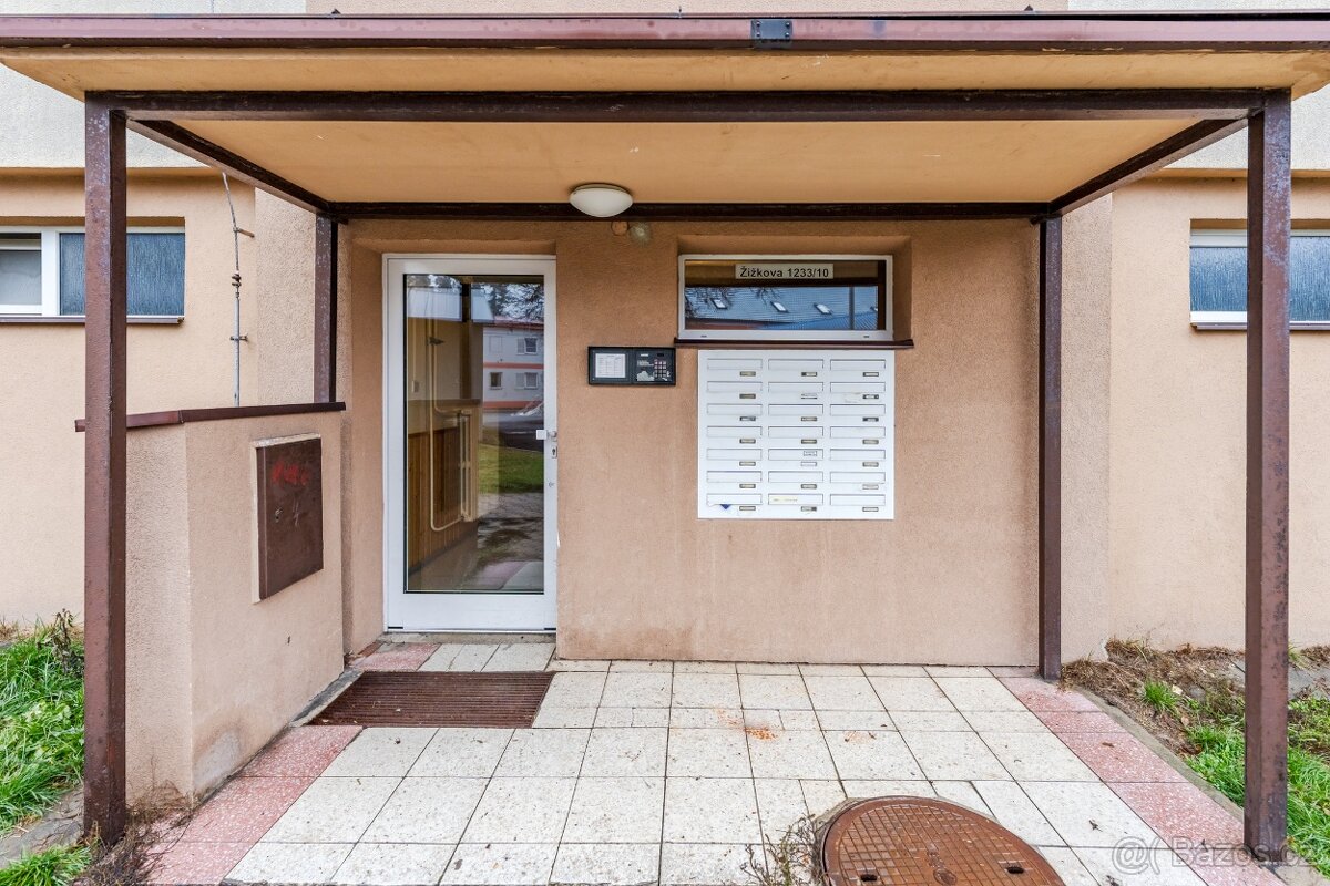 Prodej pěkného bytu 2+1 v centru Rýmařova v Jeseníkách - 11