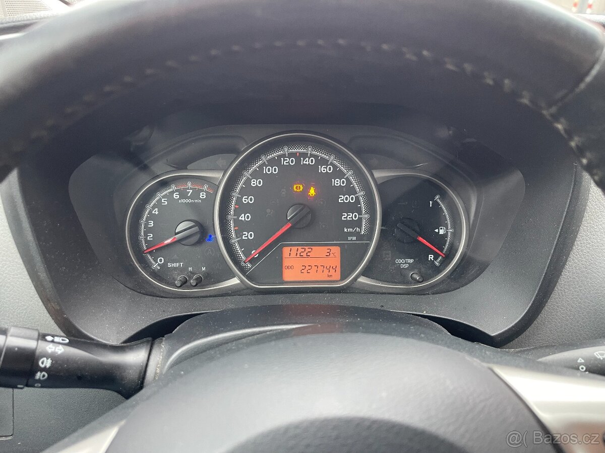 Yaris 1.3 benzin - 11