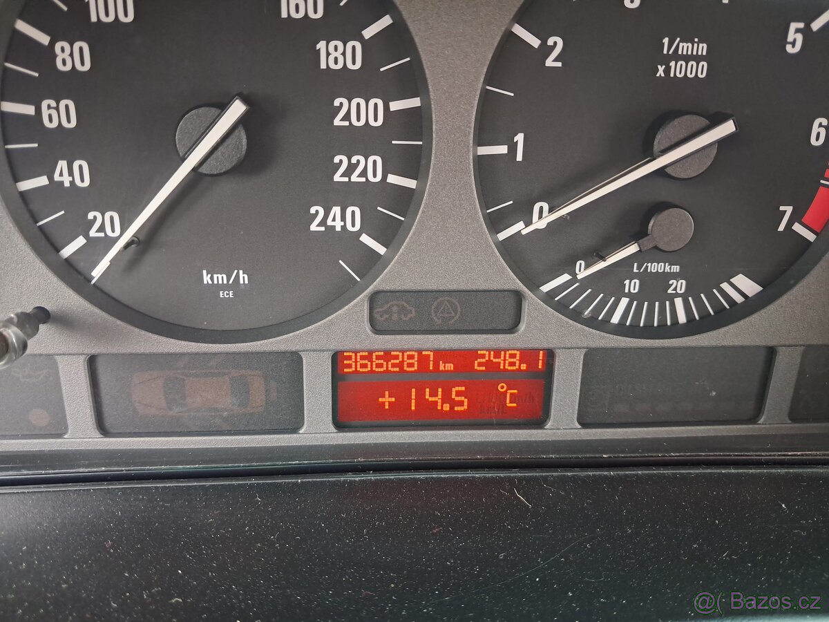 BMW e39 528i LPG - 11