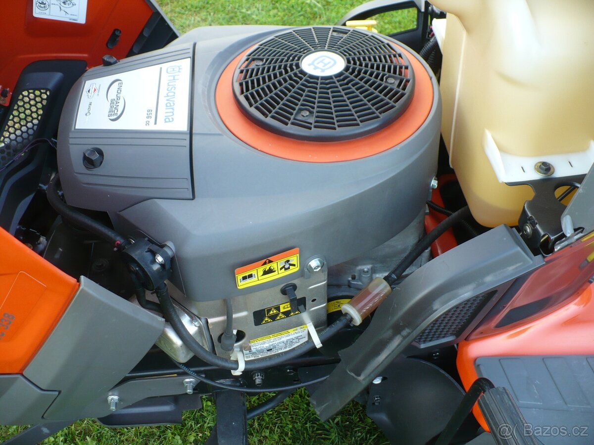 Zahradní traktor HUSQVARNA TC 338 - 11