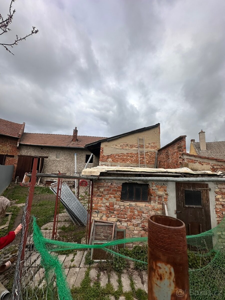 Prodej domu 4+1 Měrůtky - Lutopecny - 11