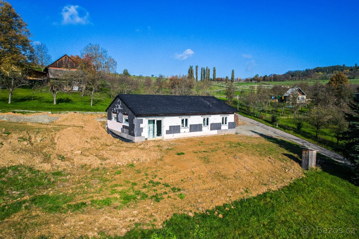 Prodej rodinného domu - Žlutava - 11