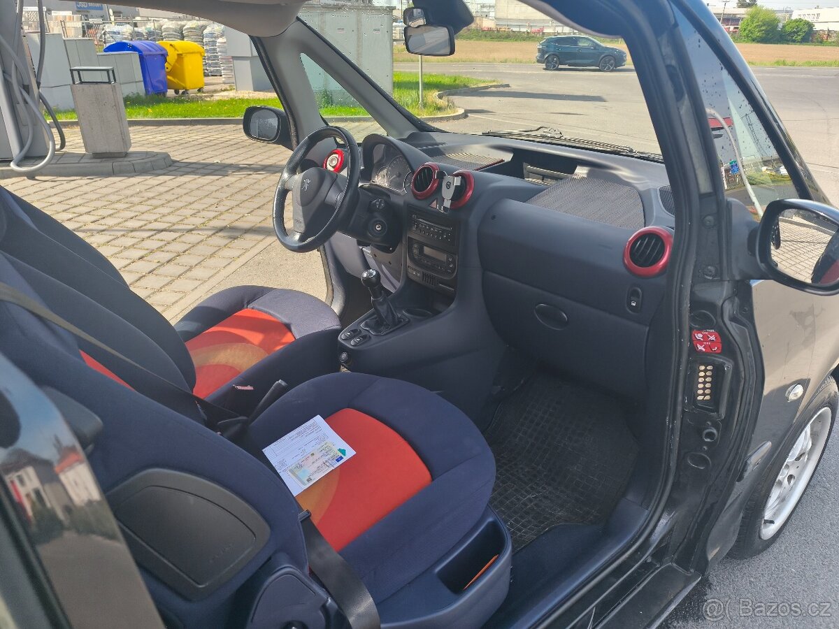 Peugeot 1007 - 11