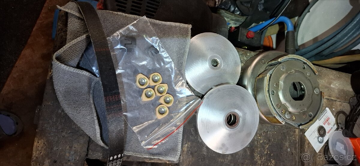 Yamaha X-max 125 ABS - 11