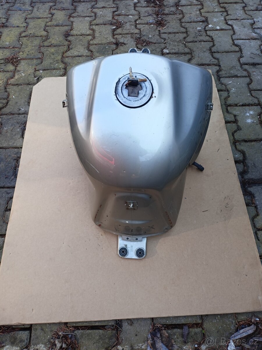 Honda xl 1000 Varadero - 11