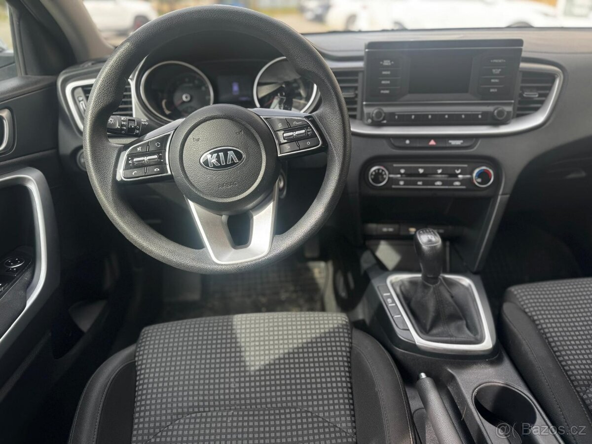 Kia Ceed 1.0 T-GDi 100k Silver, DPH - 11