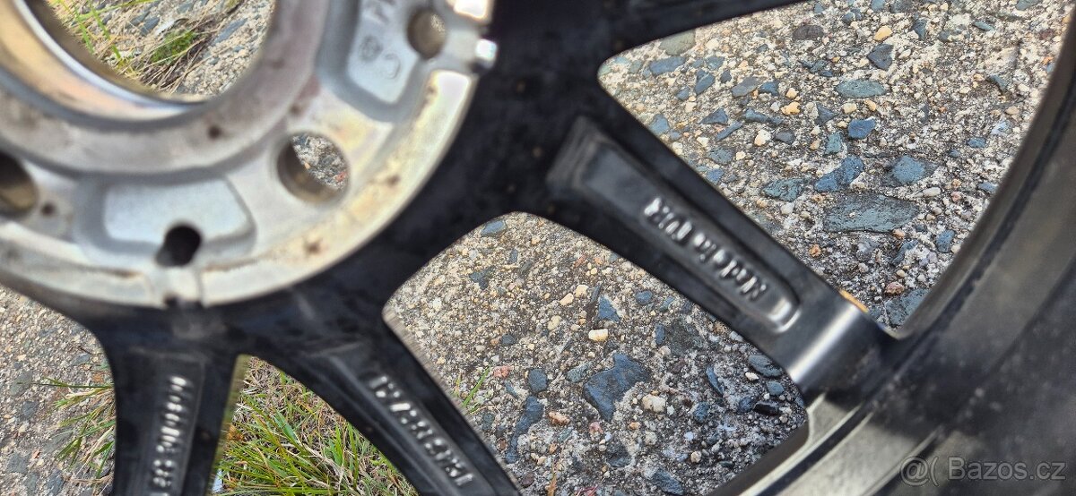 Originální Mercedes CLE AMG disky R18 + zimní Pirelli 245/45 - 11