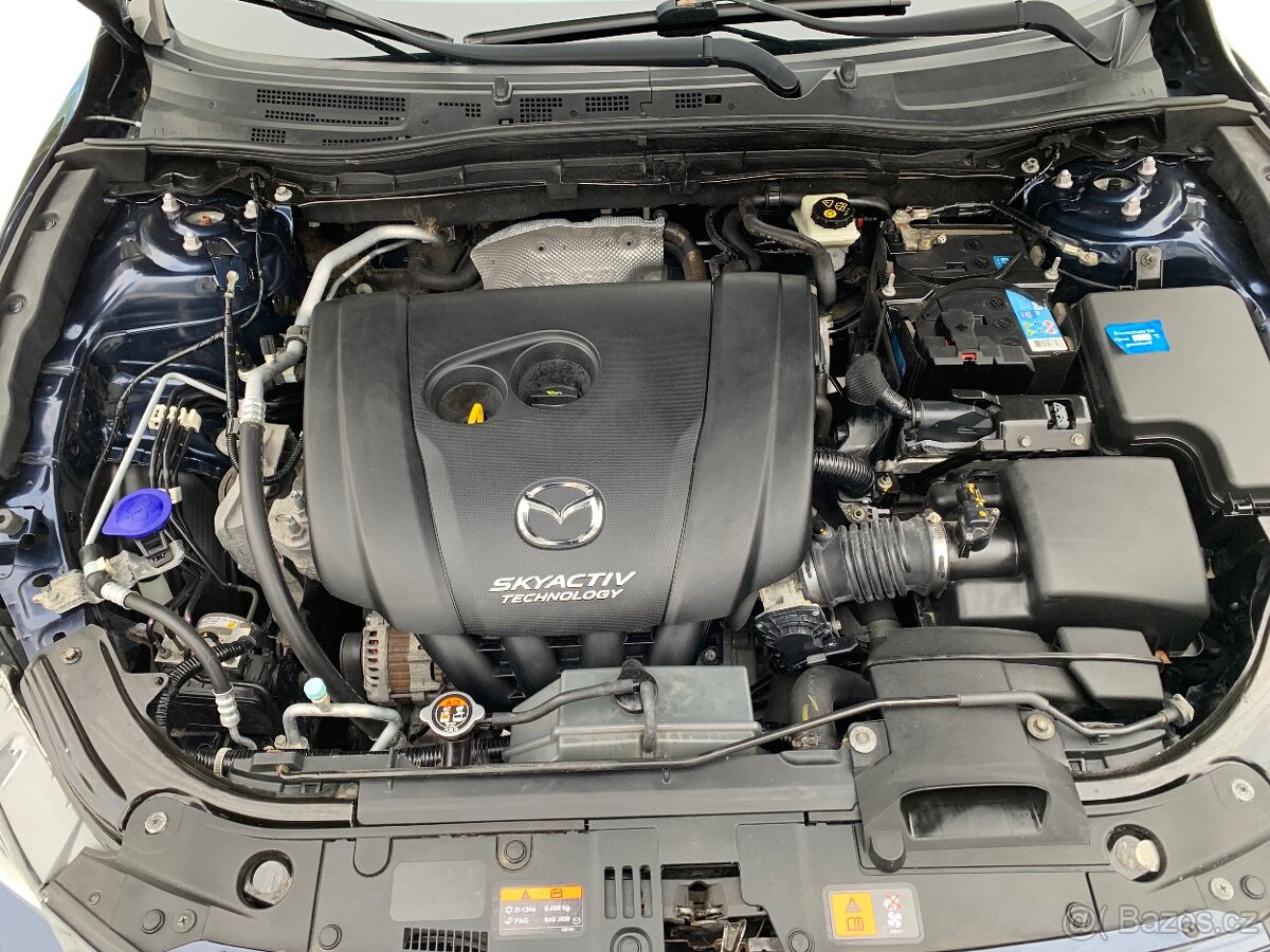 Mazda 3 revolution 2.0 G120 88kw - 11