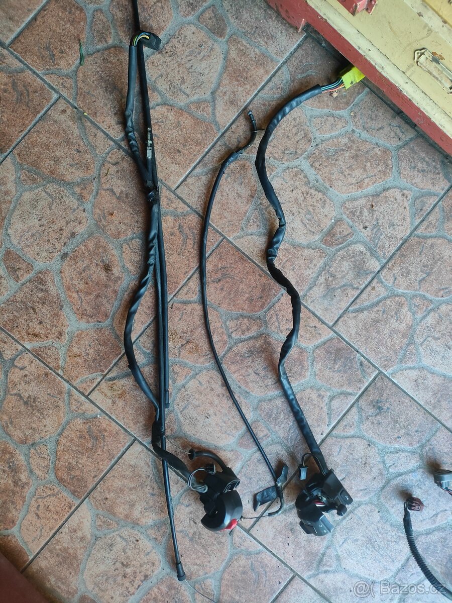 Suzuki GSX-R 600 - 11