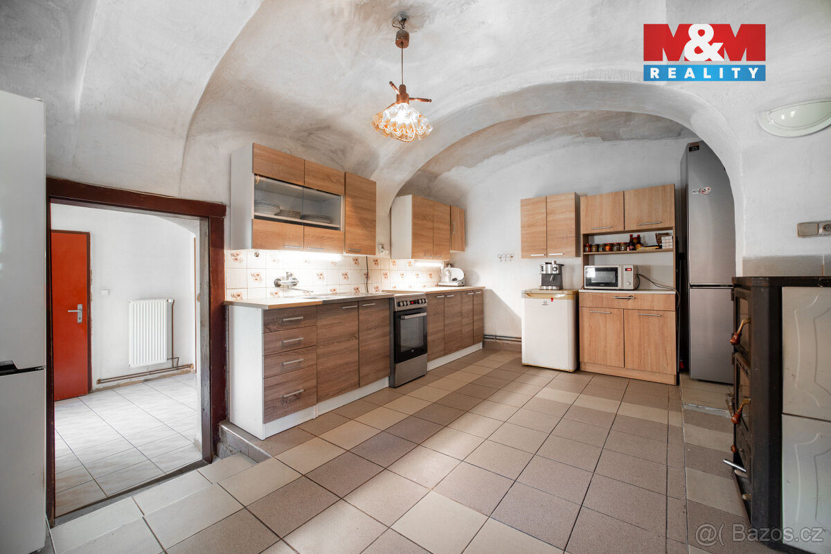 Prodej rodinného domu, 918 m², Velké Opatovice - 11