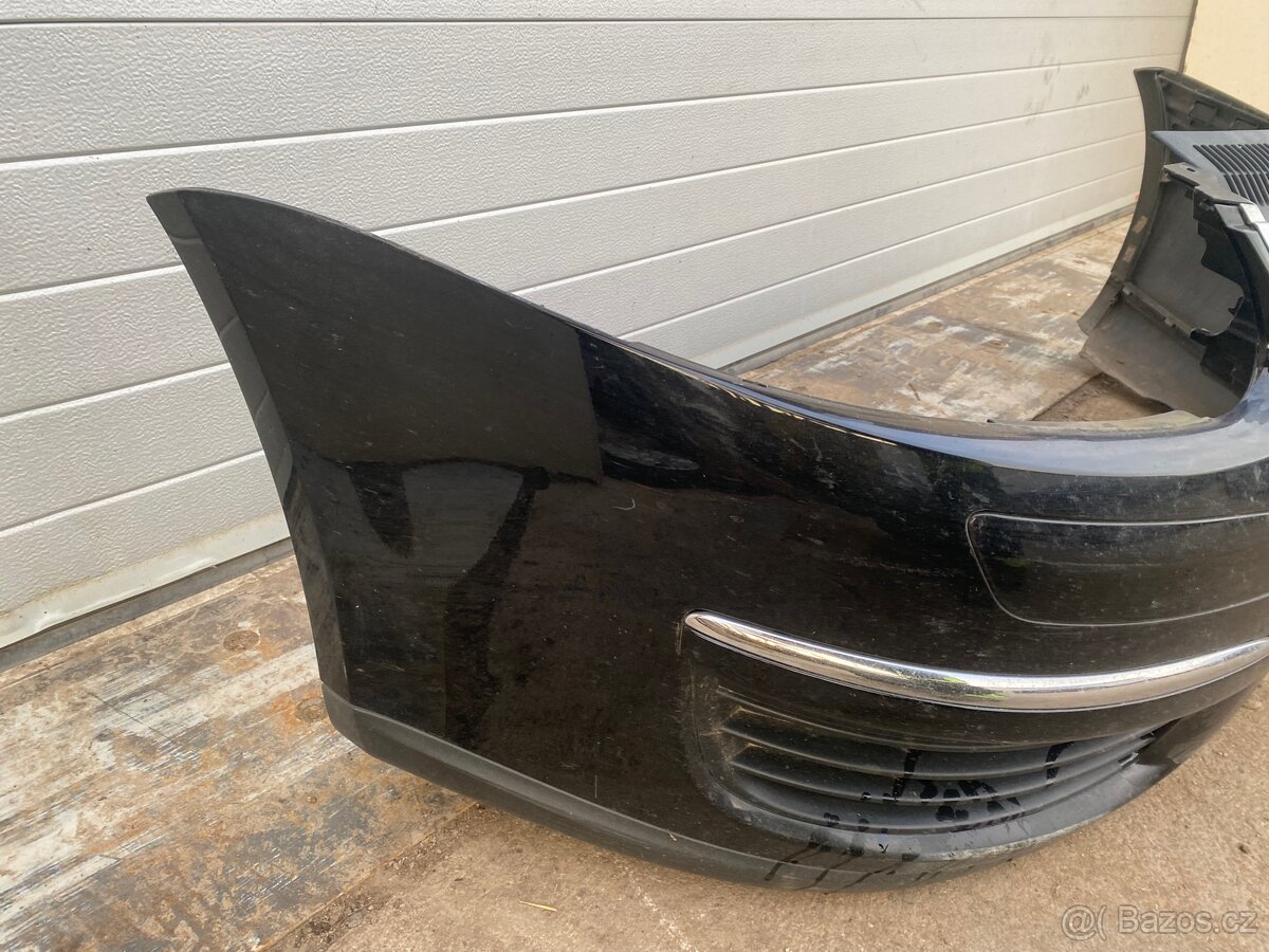 Náhradní díly Vw golf 5 variant - blatník, nárazník - 11