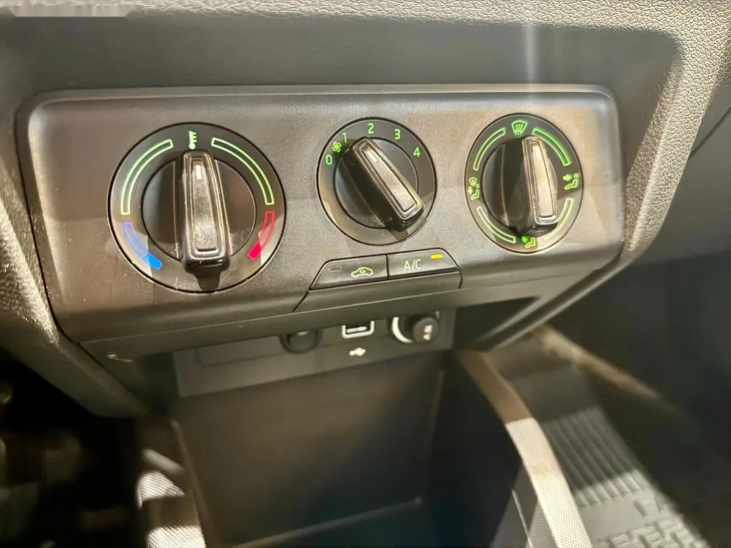 Škoda Fabia, 1.0 TSi DSG Ambition Plus - 11