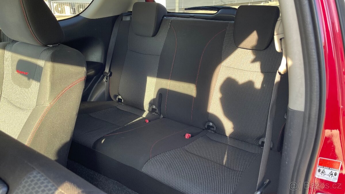 SUZUKI SWIFT 1.6i SPORT - 11