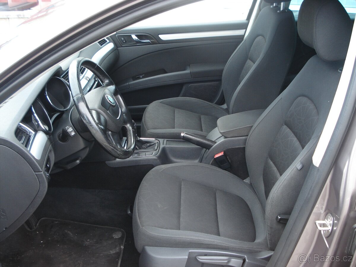 Škoda Superb Kombi 1.4 TSI,1.MAJITEL,NOVÁ STK - 11