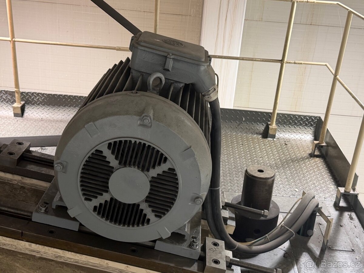 Klikový lis KRUPP PDqV 4-500 (8150) - 11