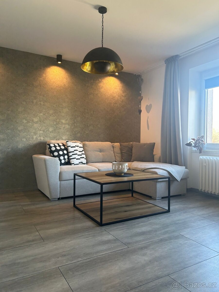 2+1 byt Vsetín, Trávníky - 11