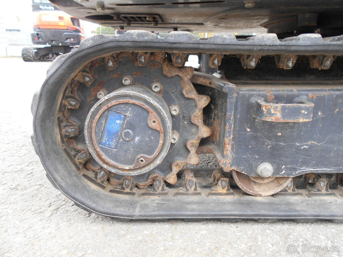 Minibagr YANMAR SV16 - 11
