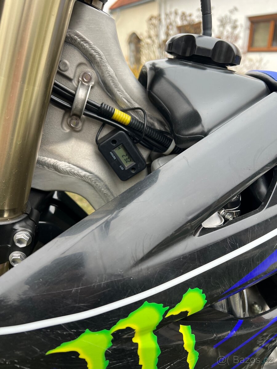 Yamaha YZ125 2022 Monster edice 23mth - 11