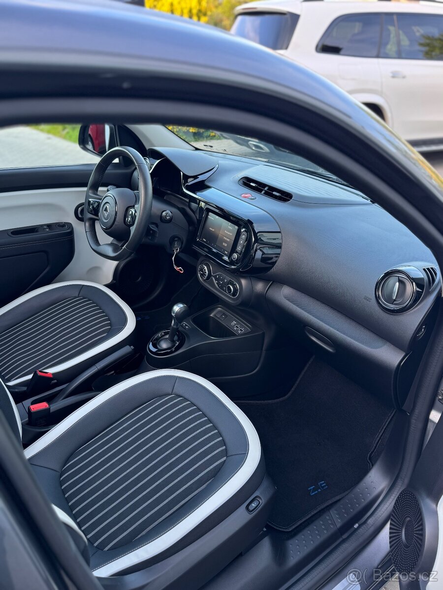 Renault Twingo Z.E. 2021 60KW / ODPOČET DPH - 11