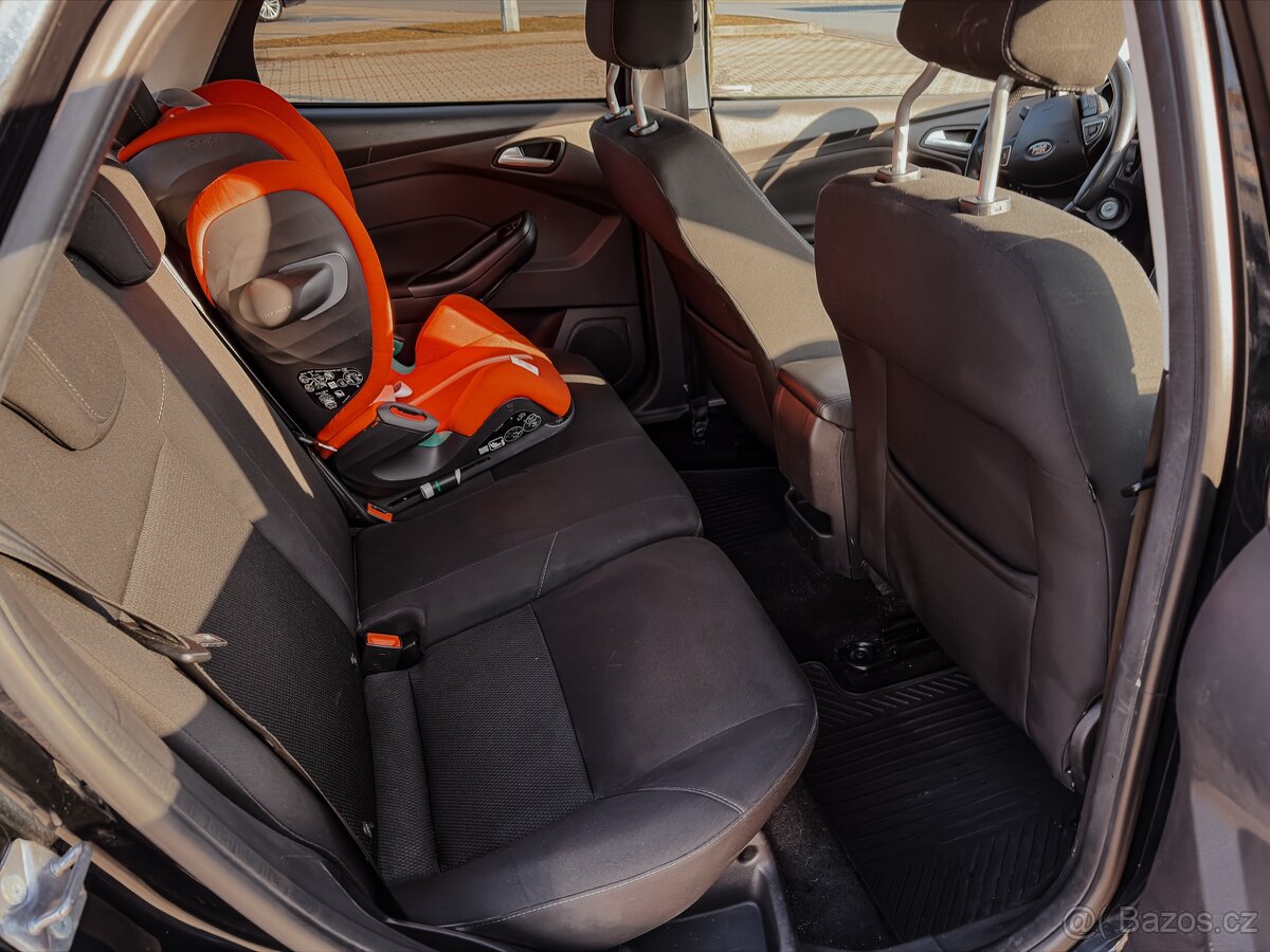 Ford Focus - 11