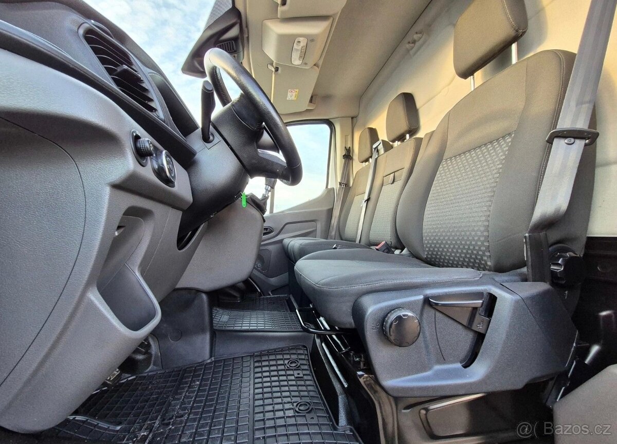 Ford Transit L3H2 2,0 TdCi/131hp - rok 2020 - 11