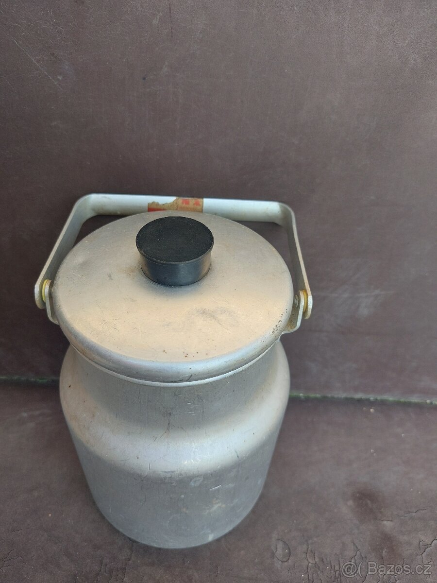 Retro kotlíky a nádobí. - 11