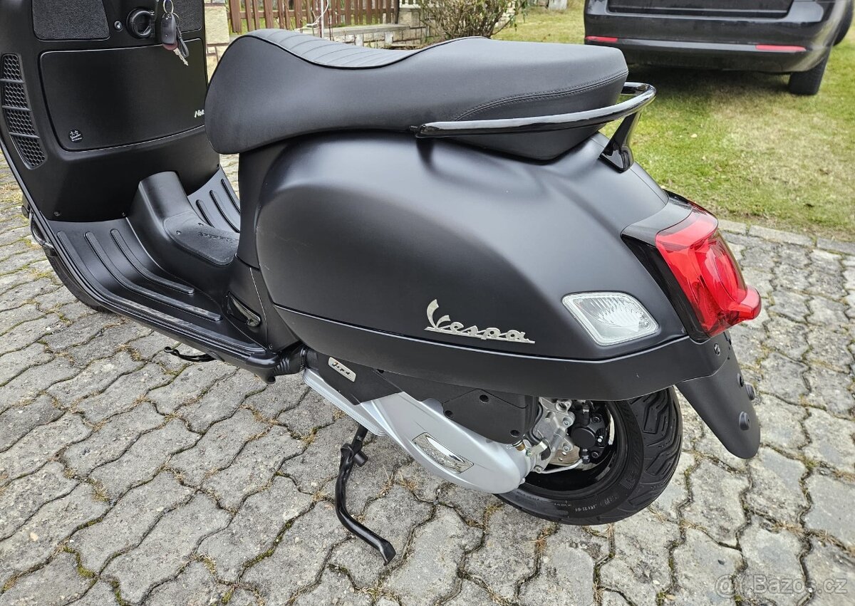 Piaggio Vespa GTS Super Notte 125ccm, 2/2021, i-get - 11