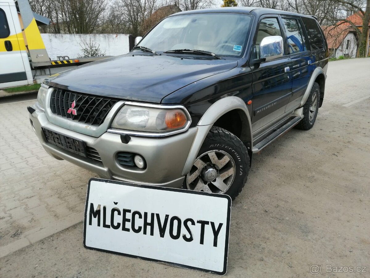 Mitsubishi Pajero Sport - 11