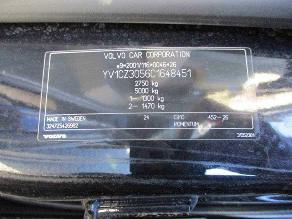 VOLVO XC90 2,4D5 147kw AWD Momentum Geartronic DPH 2012 - 11