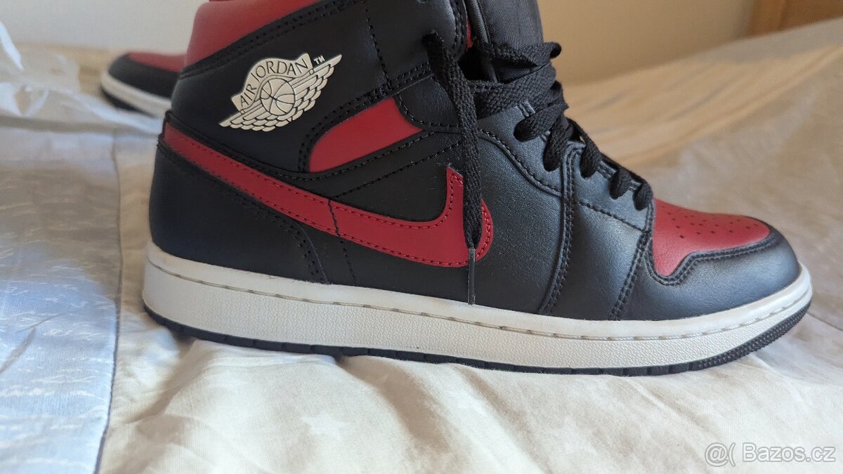 Nike Jordan 1 mid - 11