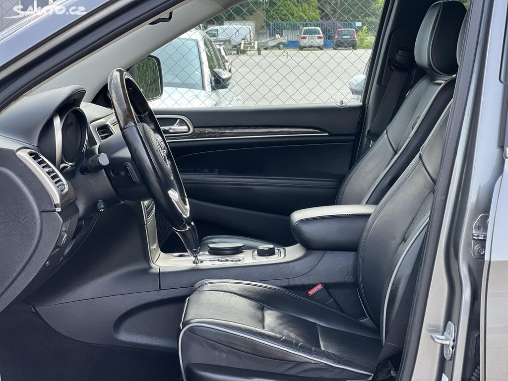 🚗 Jeep Grand Cherokee 3.0CRD 2011 OVERLAND KŮŽE KAMERA - 11