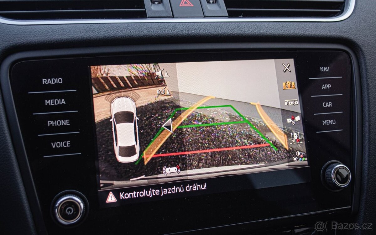 Skoda Octavia 3 2.0 TDI Sedan - 11