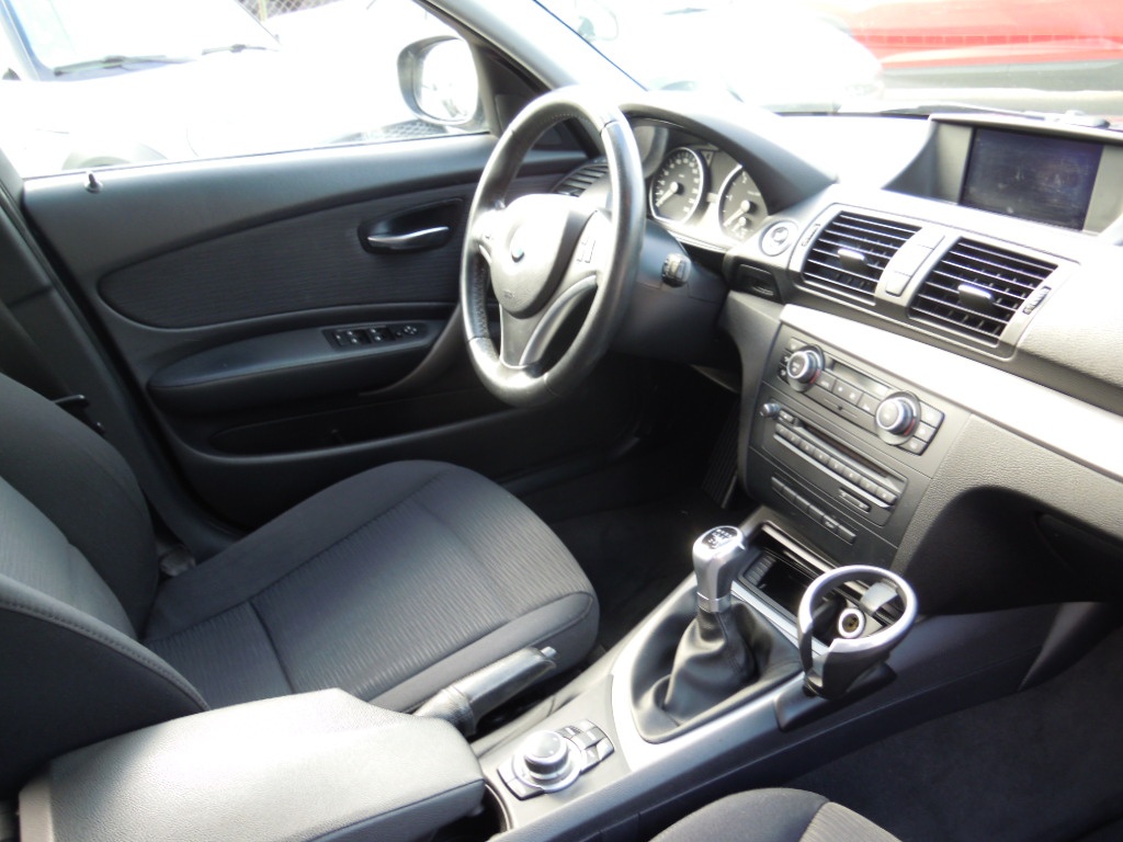 BMW 1 116 2.0D 85kw(115hp) r.v.1/2011 - 11