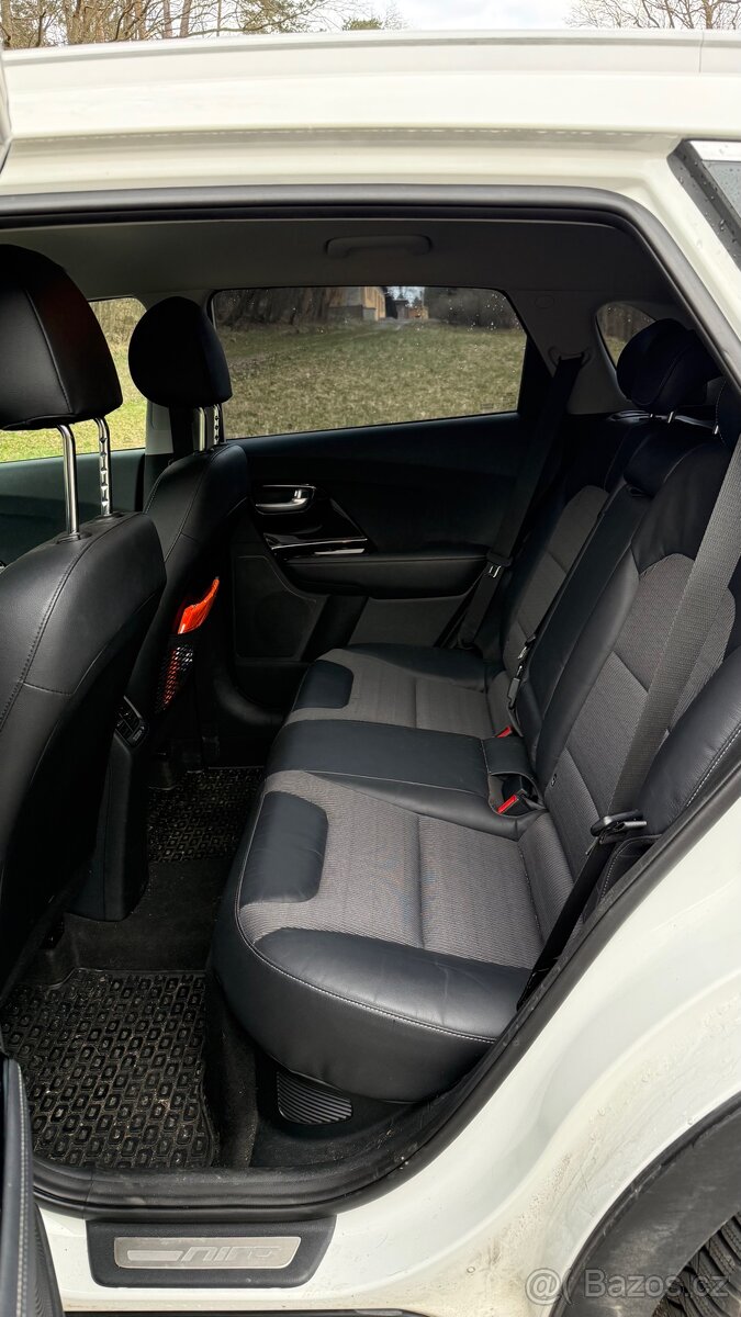 KIA Niro 1.6 HEV DCT - 11