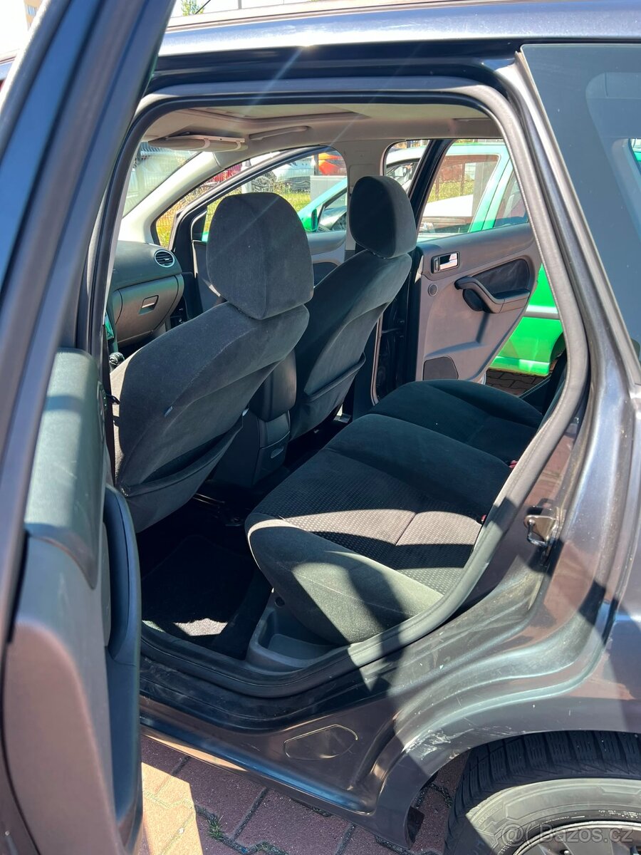 Prodávám Ford Focus rok. 2009 1.8 TDCi - 11