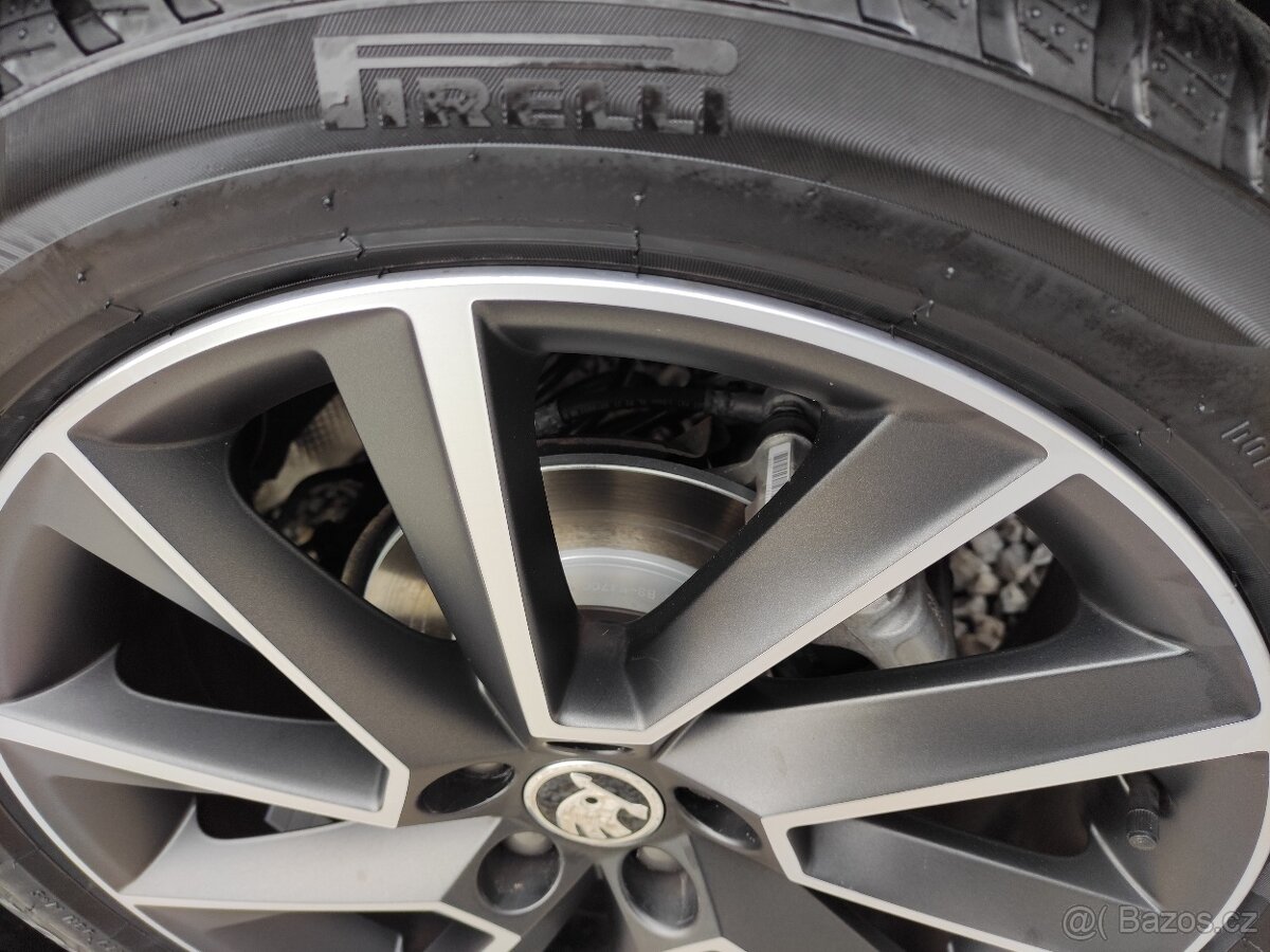 Škoda Scala hezká udržovaná 30 tis. Km. Kamera - 11