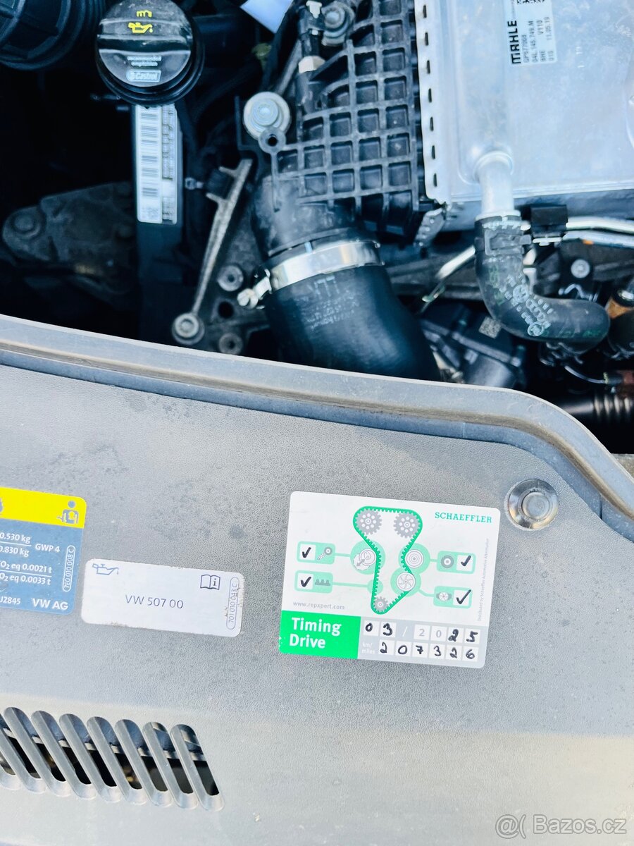 VW TRANSPORTER 2.0 TDI, 2019 Klima, 9 míst DPH - 11