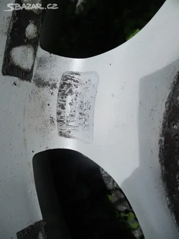 ALU kola PEUGEOT 4x108 5,5x14 s pneu 175/70 R14 - 11