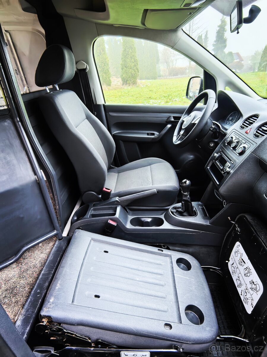 VW Caddy MAXI (long) 2.0 Tdi, 6 kvalt, výhřev, klima - 11