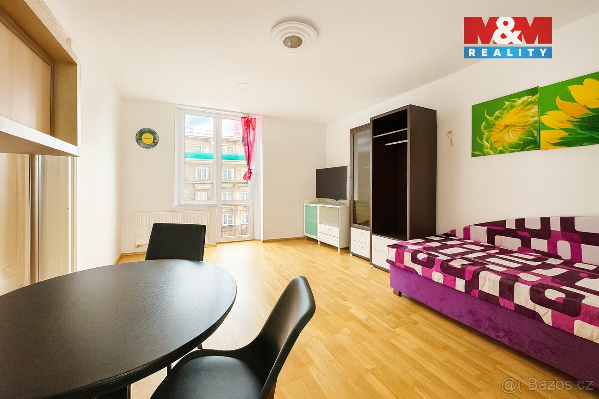 Prodej bytu 4+1, 124 m², Karlovy Vary, ul. Varšavská - 11